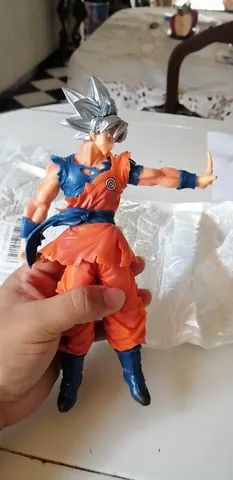 Action Figure Goku Instinto Superior Dragon Ball Super 23 CM