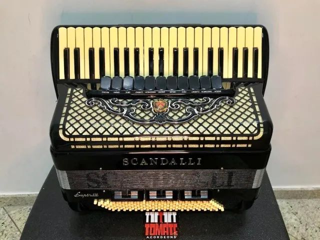 Acordeon Scandalli Super IV - Oitavado
