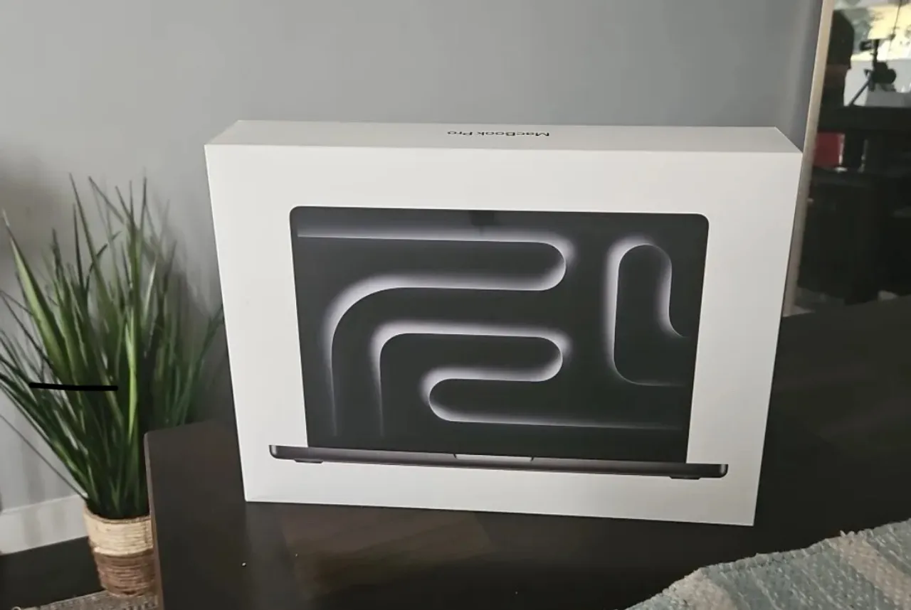 MacBook Pro M3 Max 16.2 2023 64GB/ 1TB