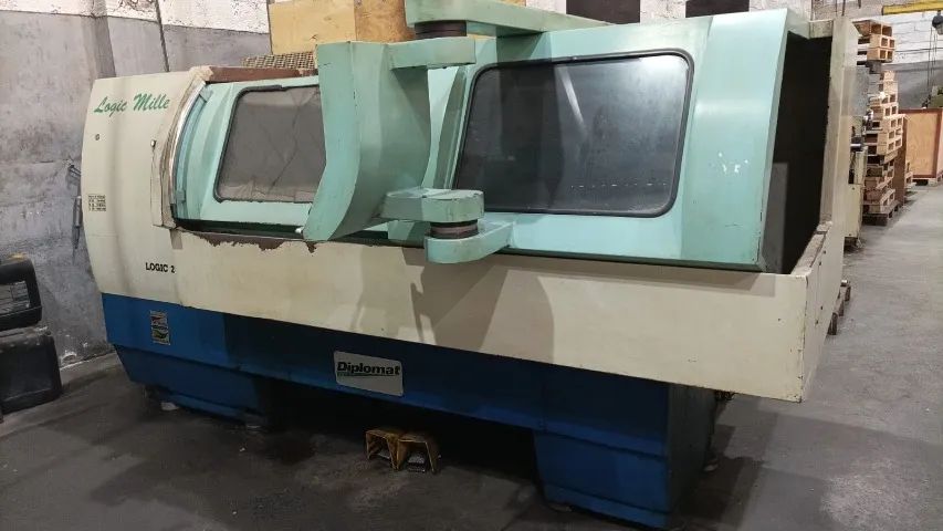 Torno CNC Logic 250 Nardini Diplomat