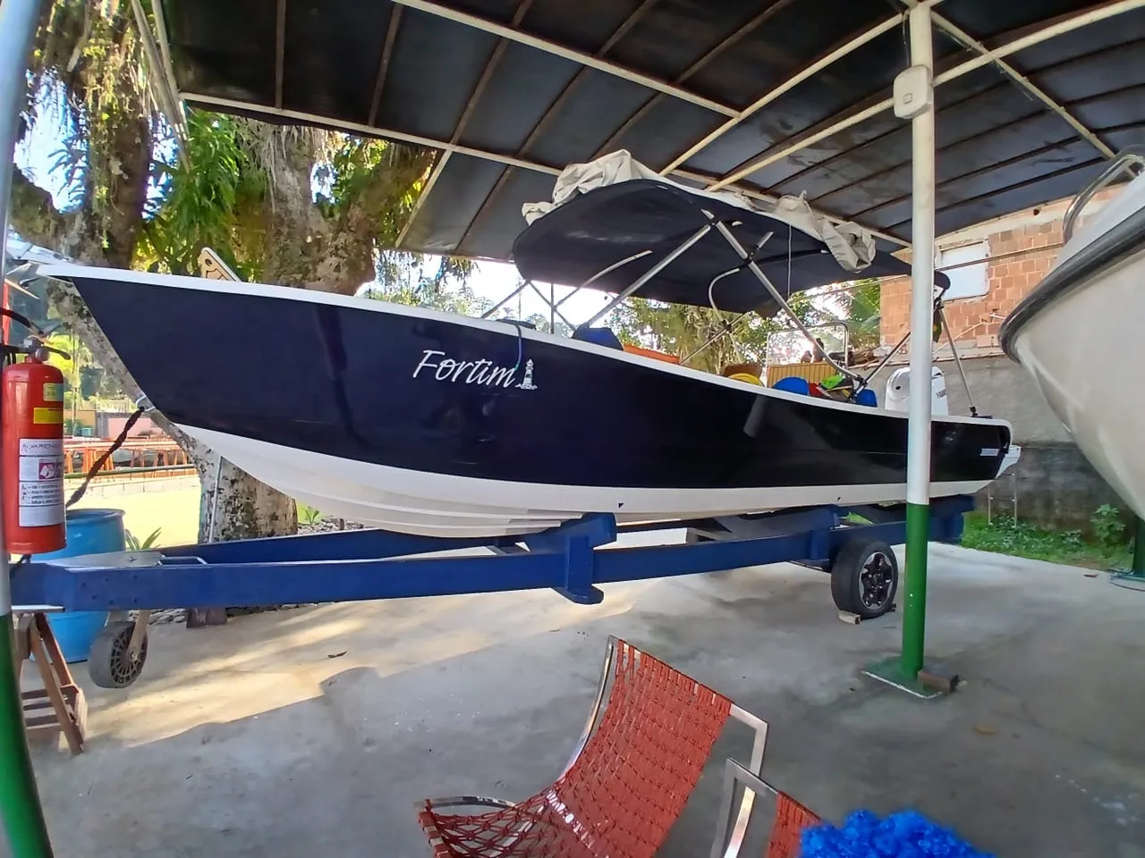 Lancha tipo fisching 23.5 zero