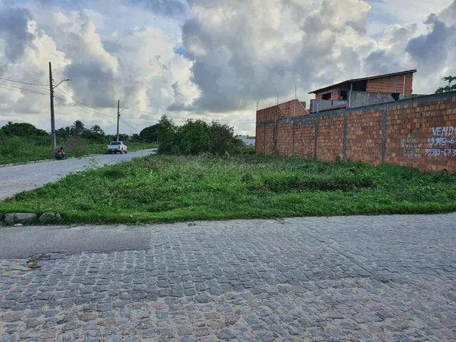 Vendo Terreno esquina bem localizada na aruana