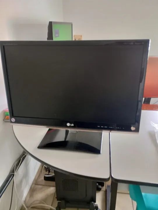 Monitor LED LCD 25" modelo M2550A