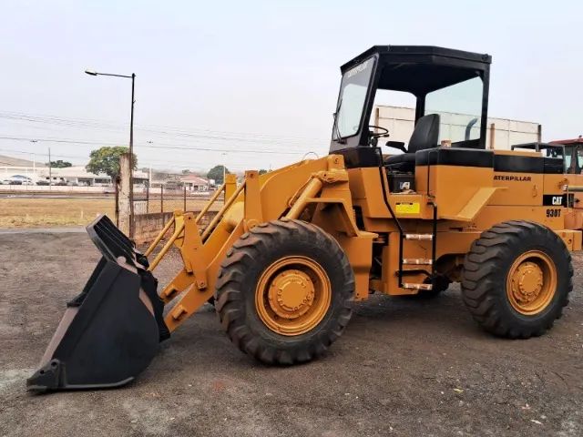 Pá carregadeira Caterpillar 930T ano 1994  - Foto 3