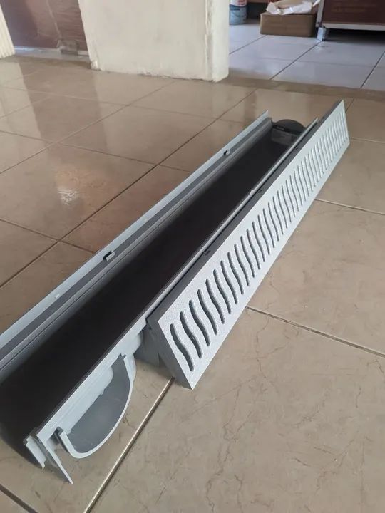 Calha Piso Calçada Roma C/ Grelha 100x15 1,5 Ton