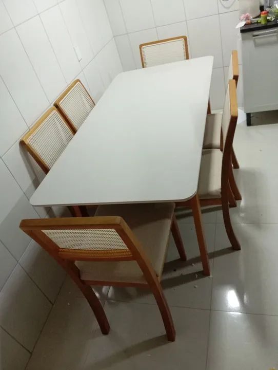 Jogo de Mesa de Jantar com 6 Cadeiras em Madeira jasmim - Foto 2