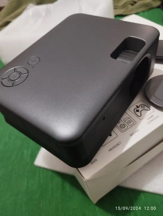 Projetor AUN A30 Novíssimo  - Foto 5