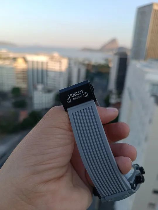 Relógio HUBLOT SKELETON FUNCIONAL CINZA DISPONÍVEL  - Foto 6