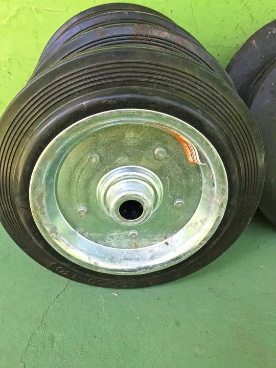 Rodas de borracha 250/90 - Foto 4