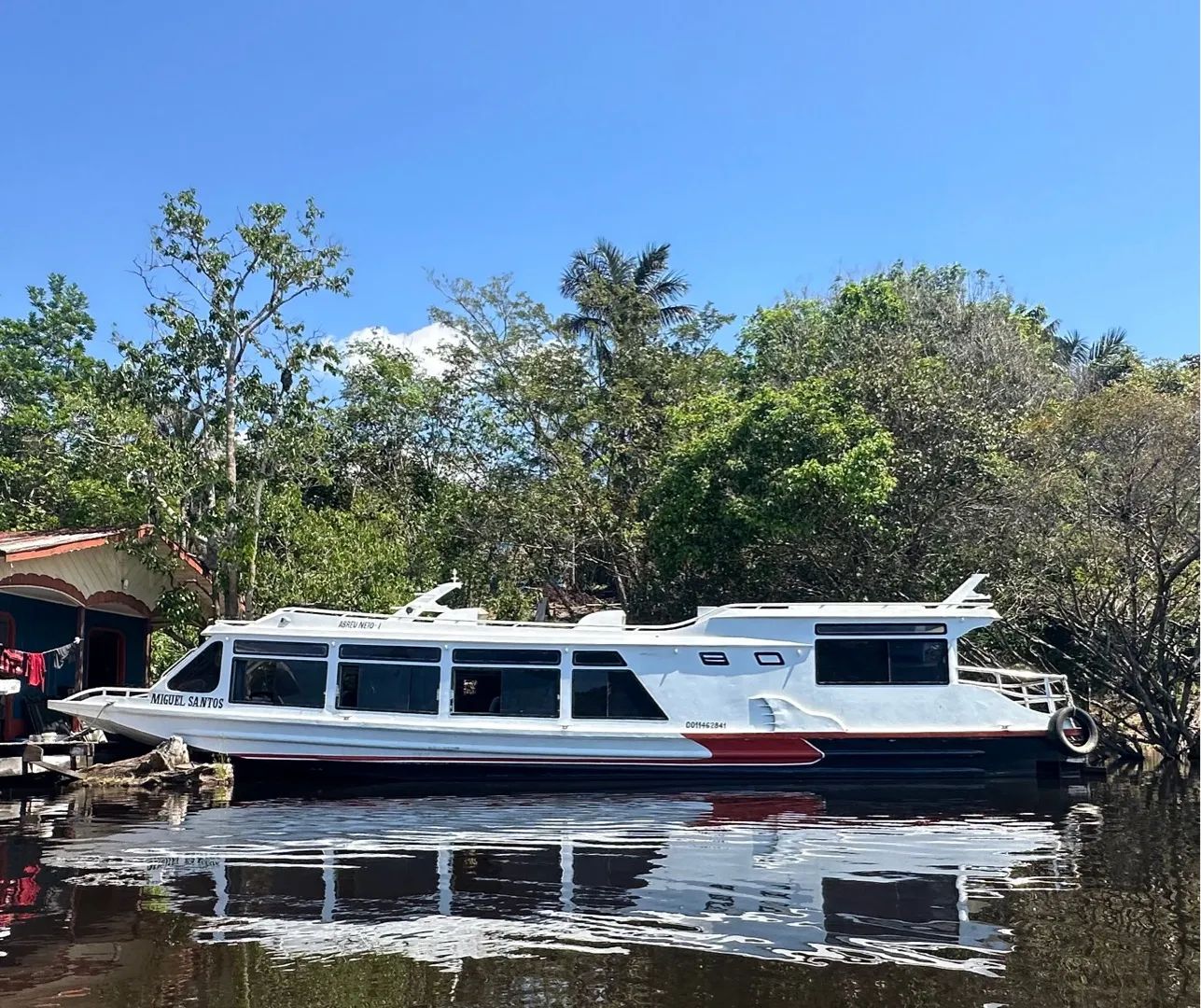 Lancha Expresso de Passageiros 