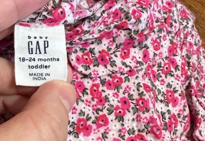 Kit 2 camisetas baby GAP tamanho 18-24 meses importada(Desapego) - Foto 3