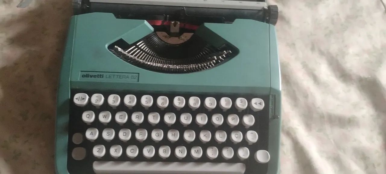 Máquina de escrever Olivetti - Foto 3