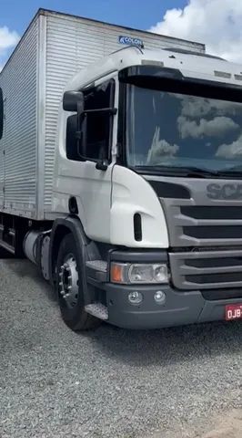 Caminhão Baú Scania P-360 A6x2 - Foto 4