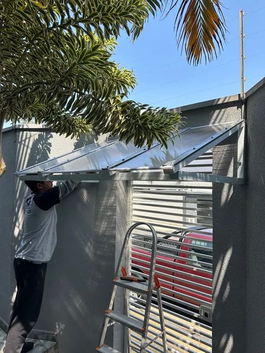 Toldo em policarbonato porta 