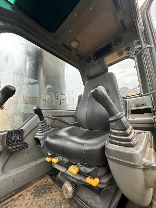 Escavadeira Volvo EC210 2009  - Foto 5