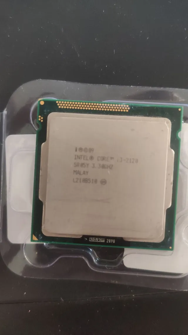 Vendo processador i3 e memória RAM ddr3 2gb