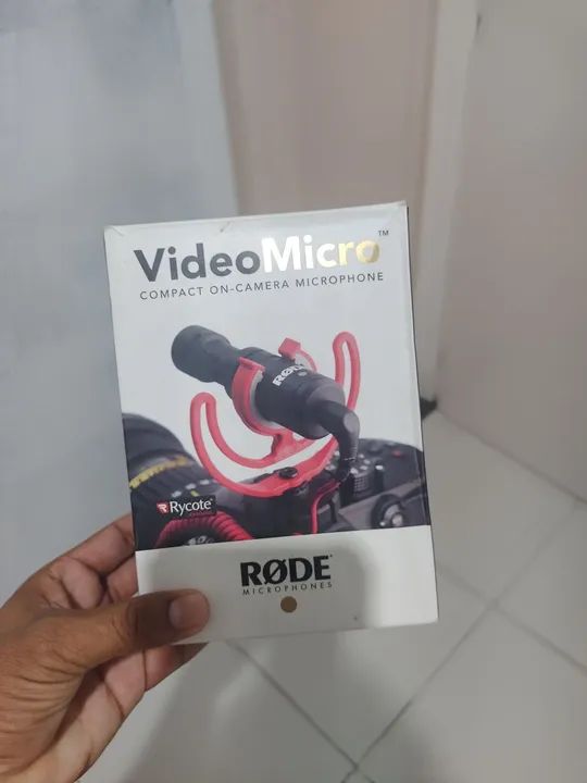 Microfone para Câmera - Pelúcia e Suporte - Foto 3