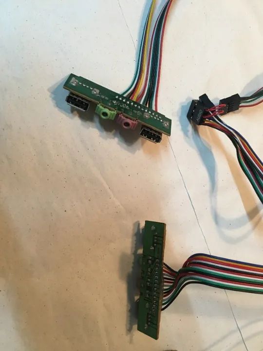 Placa USB Frontal de Gabinete Multilaser GA112  - antiga Leia - Foto 3