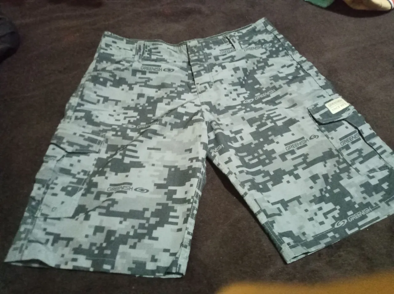 Shorts de Camuflagem Greenish