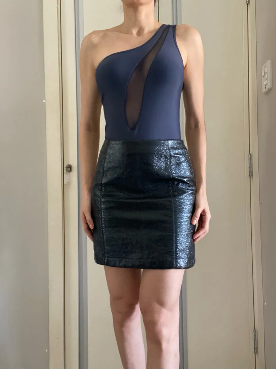 Saia Couro - Marca H&M