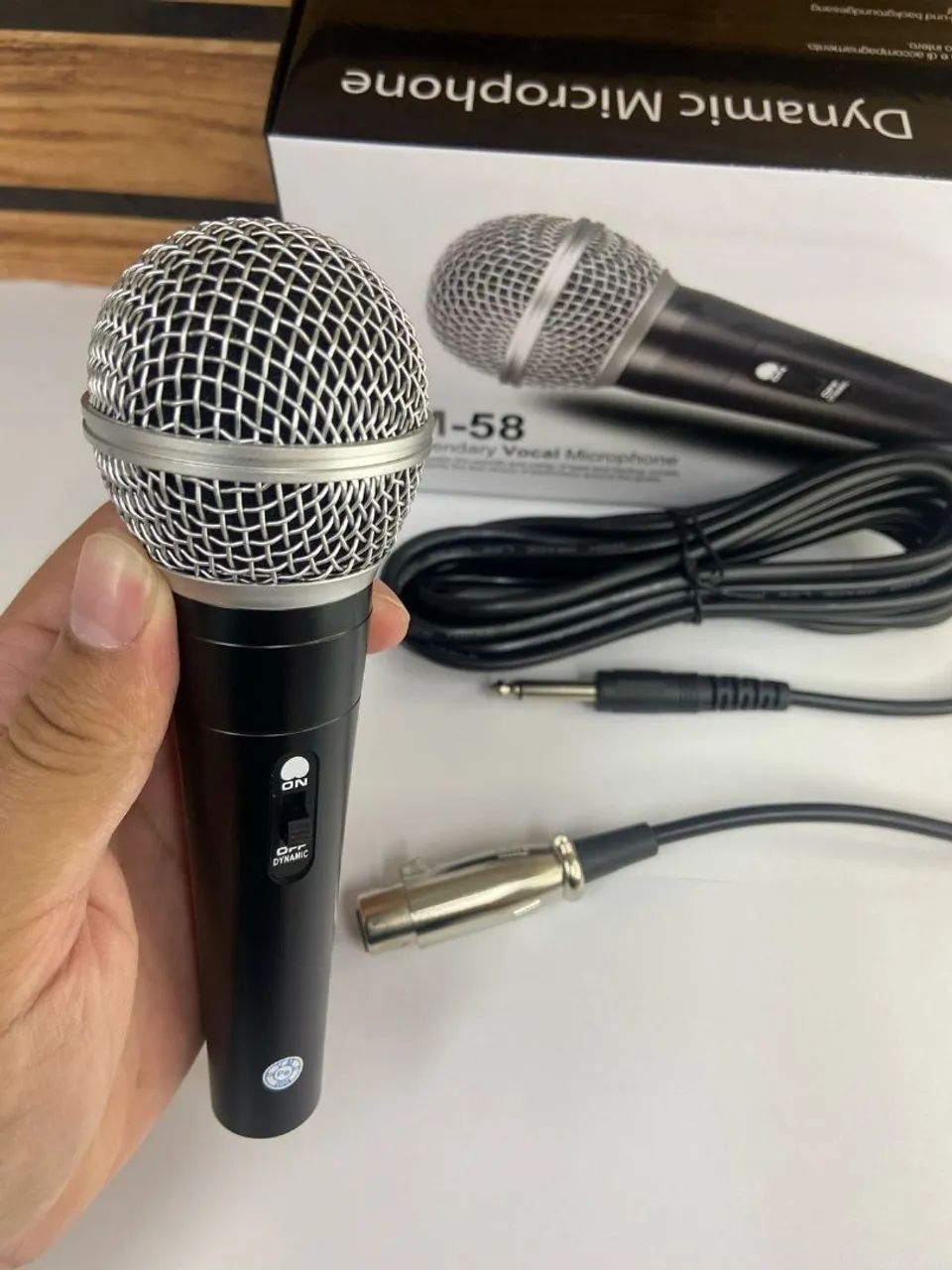 Microfone Dinâmico para Vocal 1-58