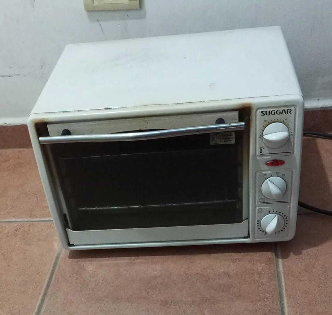 Forno Elétrico Suggar - Prático e Eficiente - Foto 4