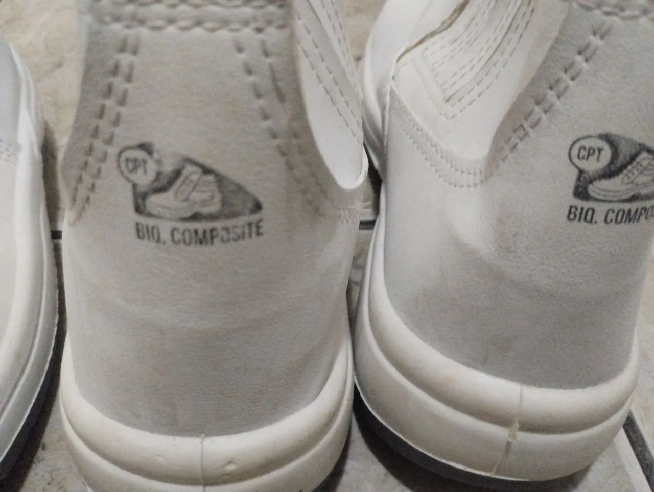 Botas de Segurança Brancas - Tamanhos 38/42 - Foto 2