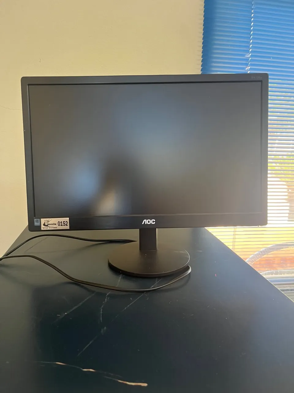 Monitor AOC