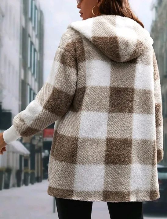 Casaco de Pelúcia Xadrez Feminino - Foto 2