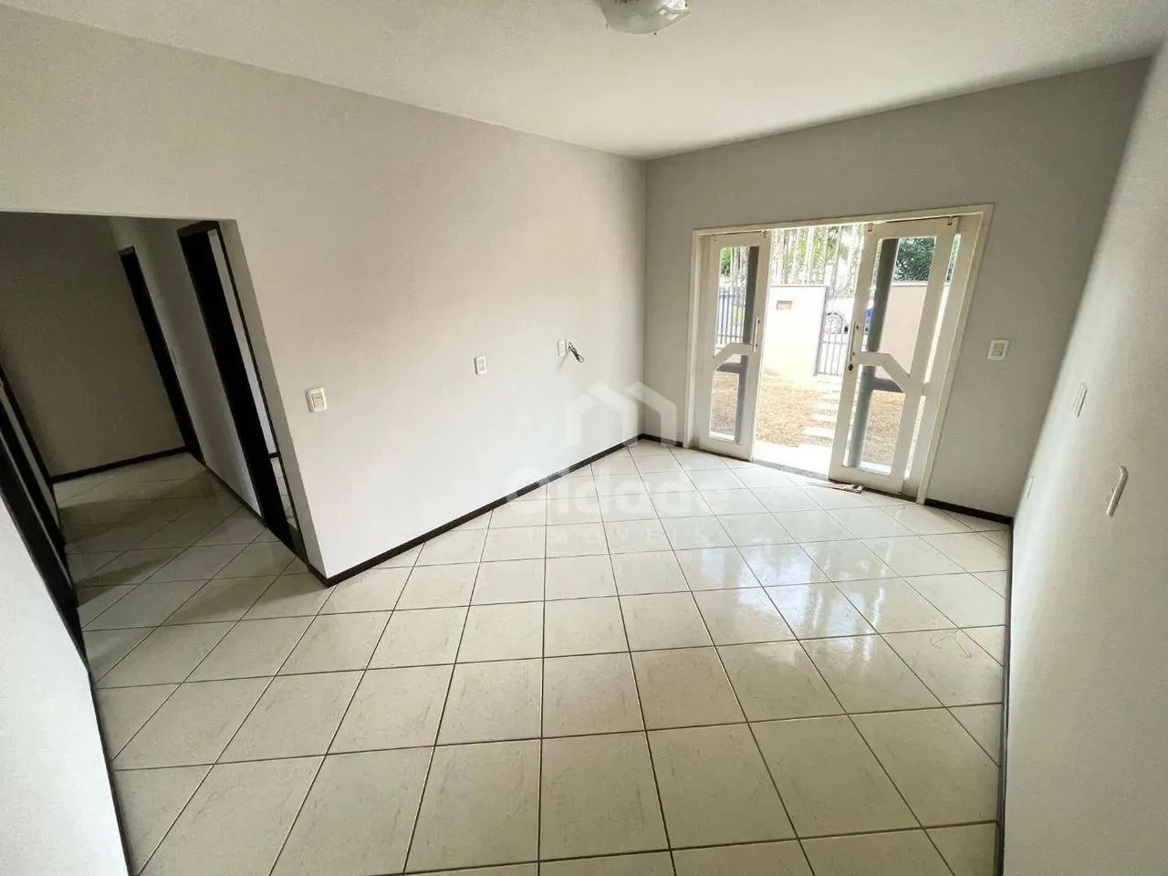 Casa com 3 dormitórios para alugar, 155 m² por R$ 3.100,00/mês - Barra do Rio Cerro - Jara - Foto 4