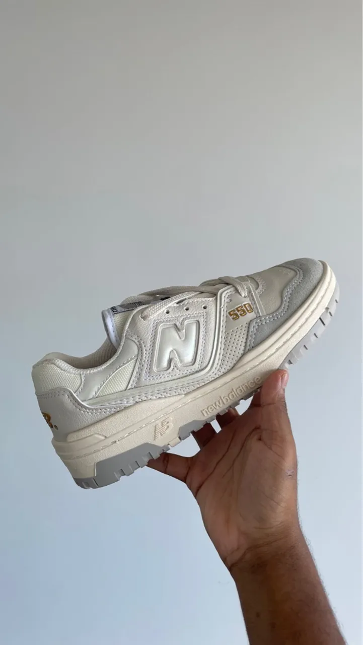New Balance 550 - Bege e Cinza