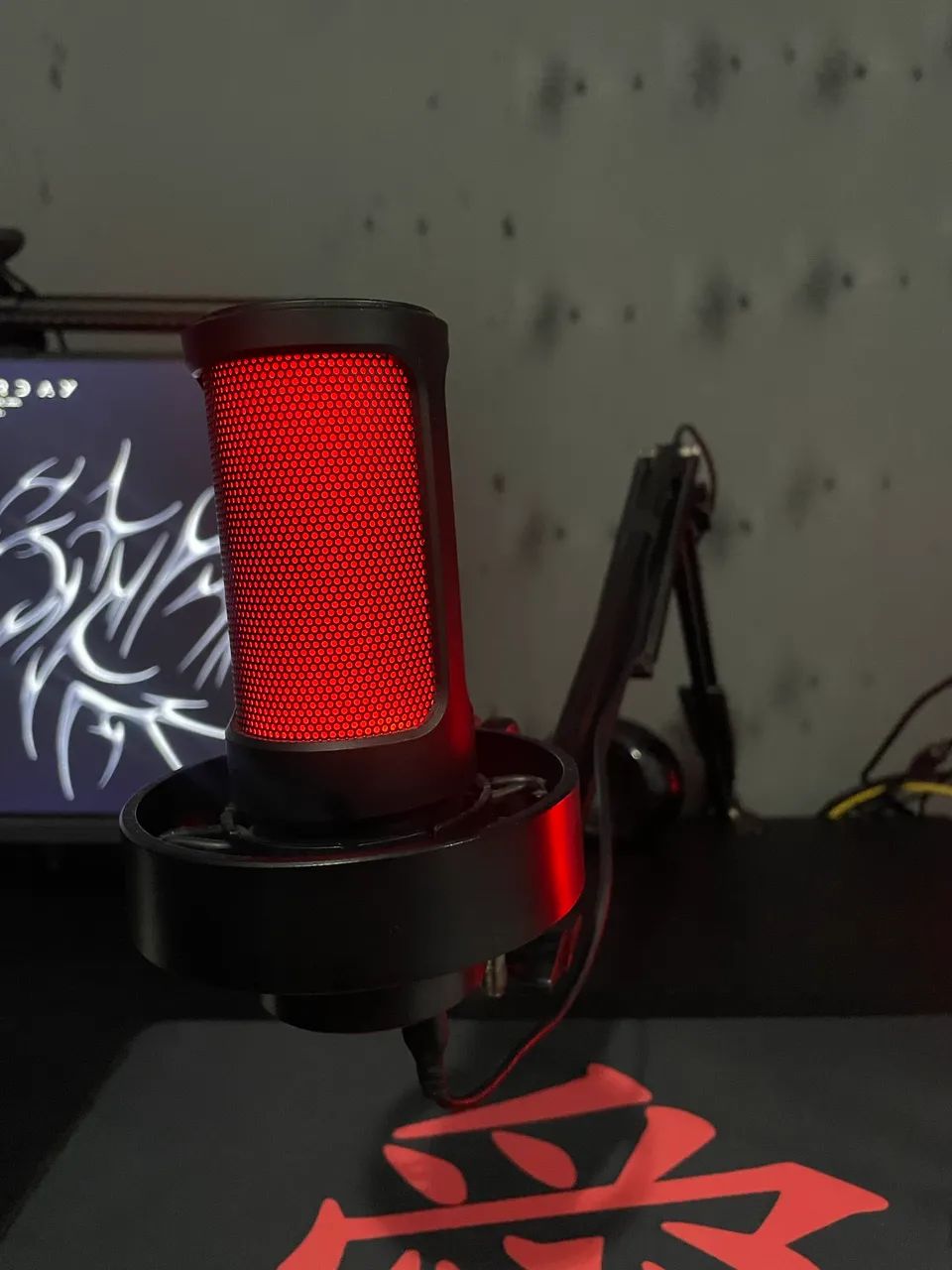 Microfone FiFine A8 com braço articulado 