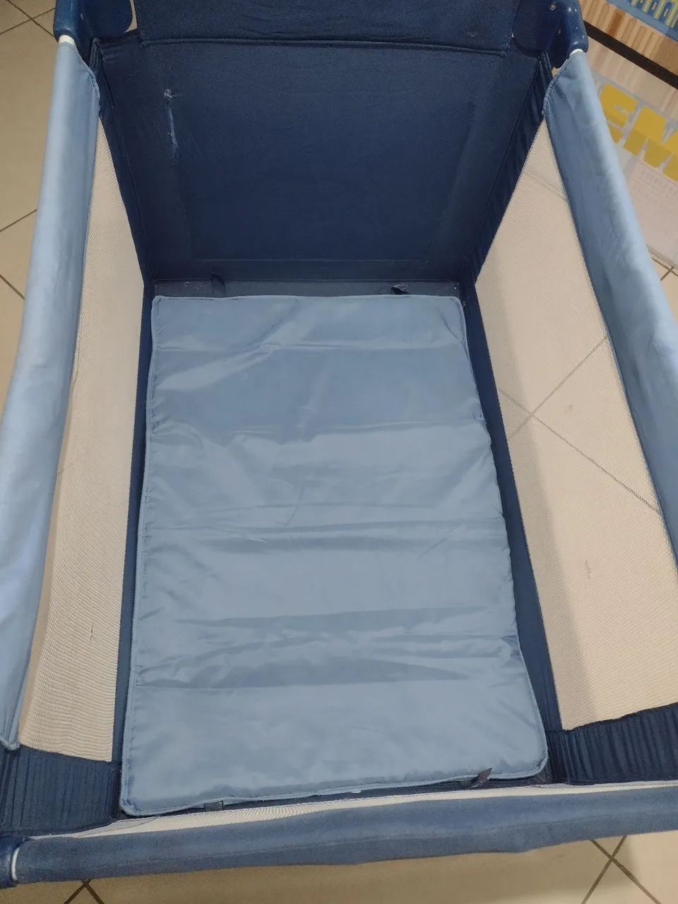 Berço Portátil Azul - Ideal para Viagens e Dia a Dia