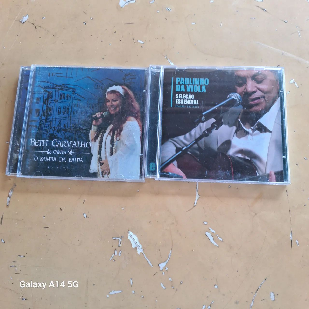 CDs - de samba e pagode -Só Pra Contrariar, Beth carvalho e Paulinho da viola-4 CDs - Foto 2