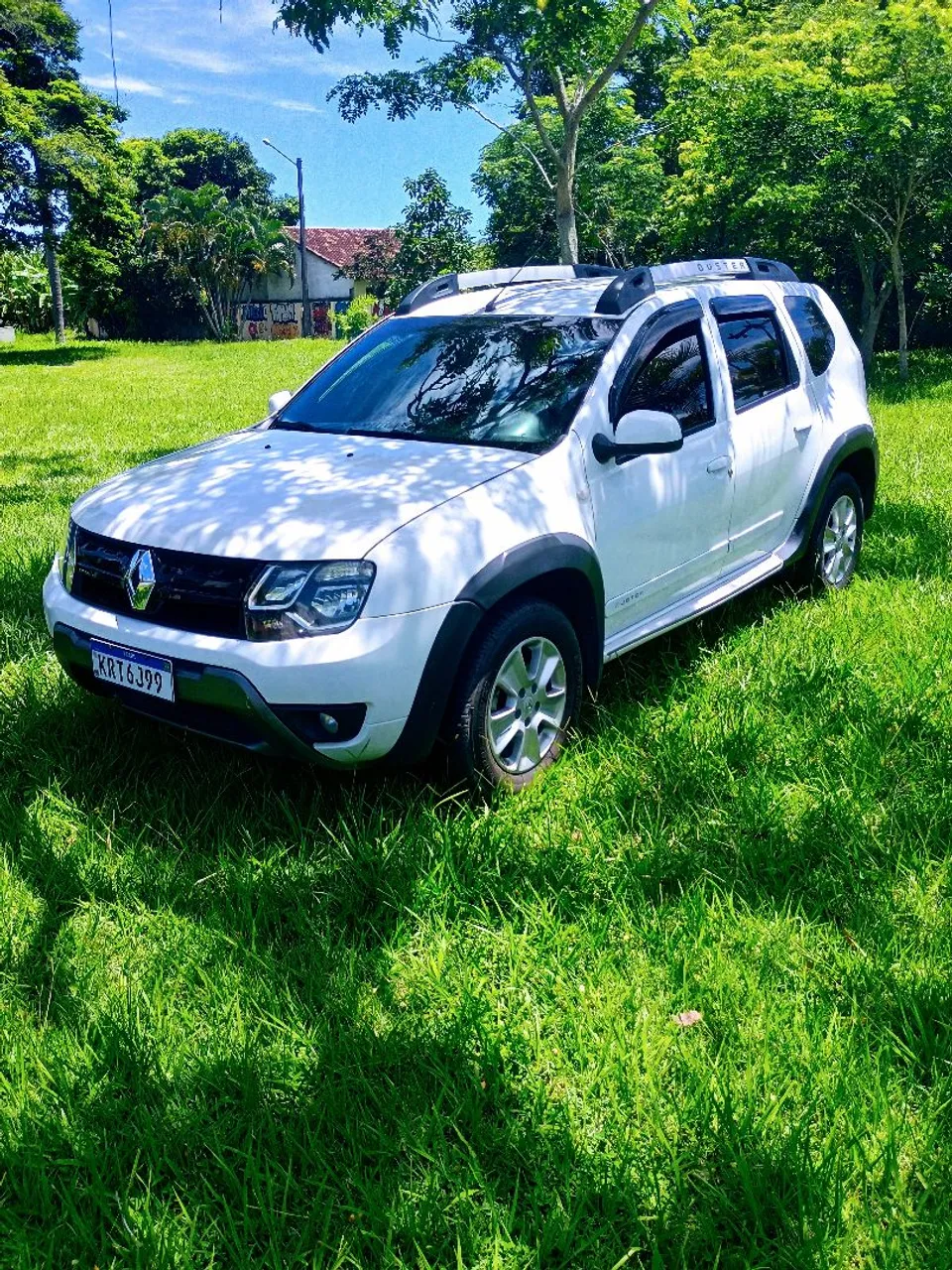 Vendo Duster ! Carro completo. Lindo.