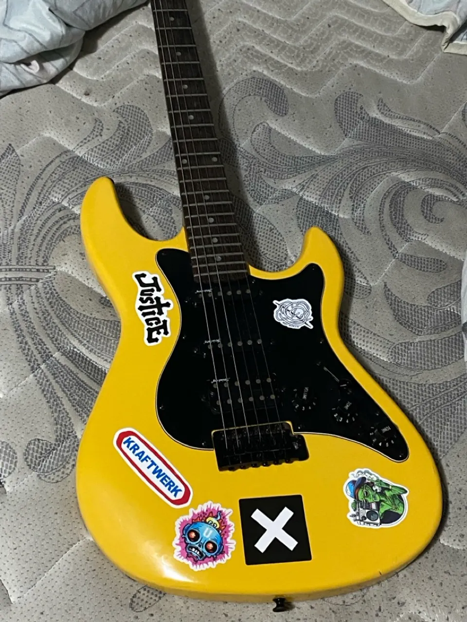 guitarra strato strinberg