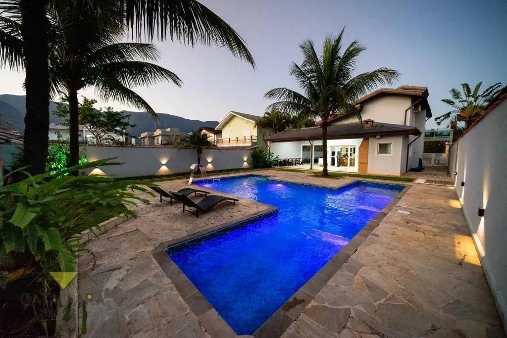 Casa com 6 dormitórios à venda, 300 m² por R$ 1.450.000,00 - Praia da Boracéia - Bertioga/