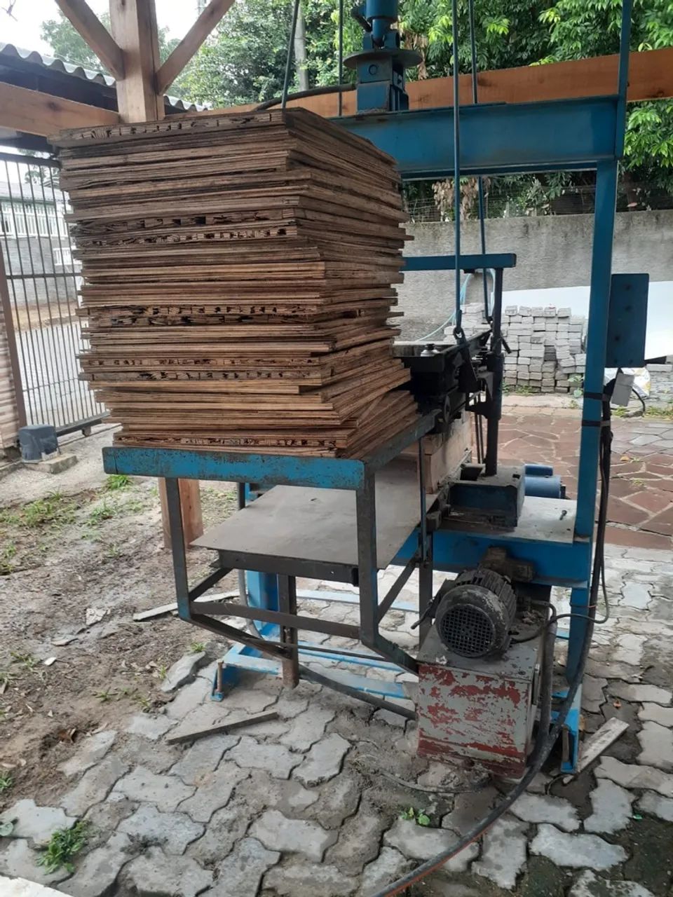 Máquina hidráulica para PVS e bloco de concreto. - Foto 3