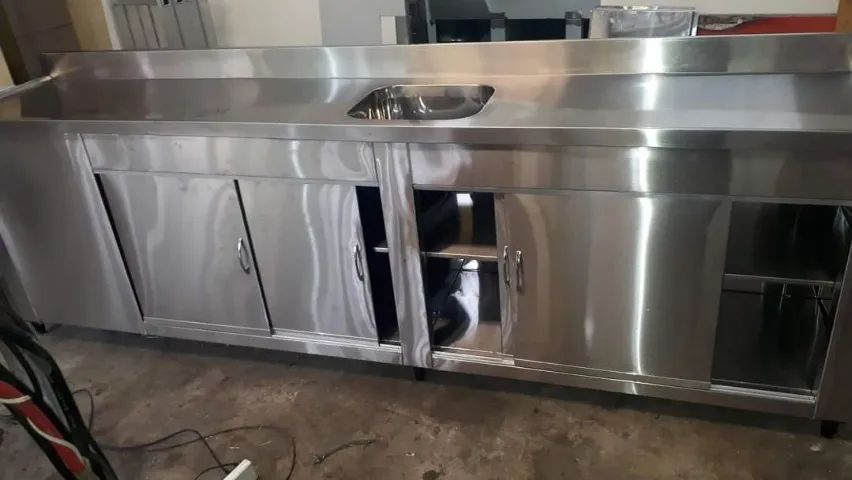 Balcão seco em aço inox 430 ou 304, com portas de correr e prateleira internas. - Foto 3