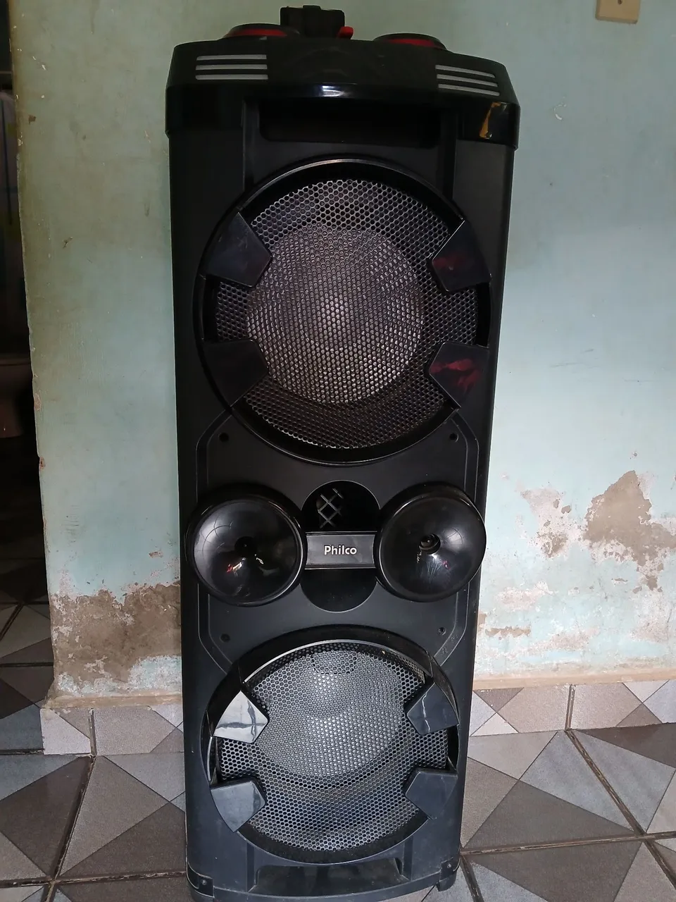 Caixa de som philco