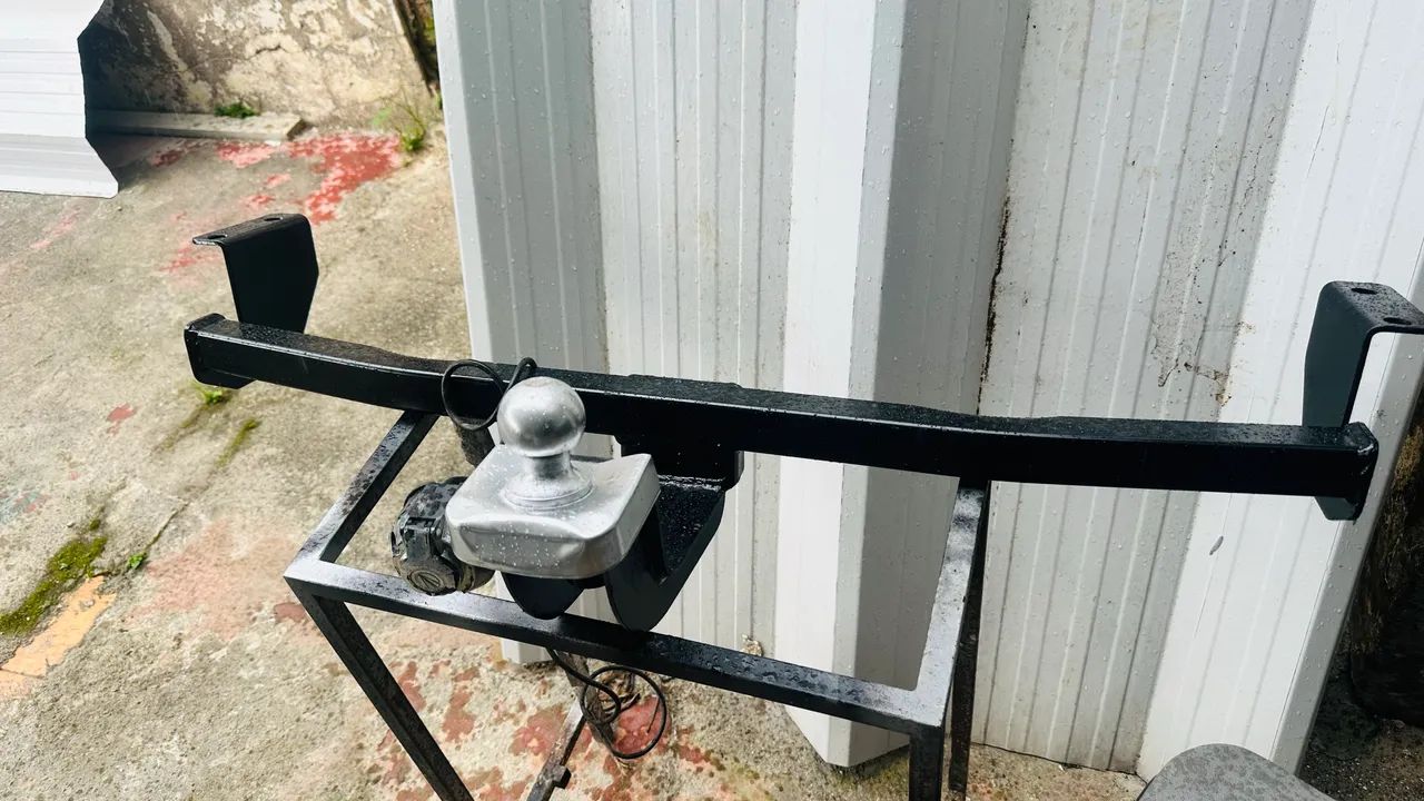 Engate de reboque pino bola pra Corolla 2014 e outros anos 