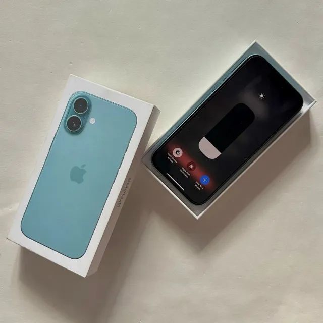 iPhone 16 256GB (Verde) - Foto 3