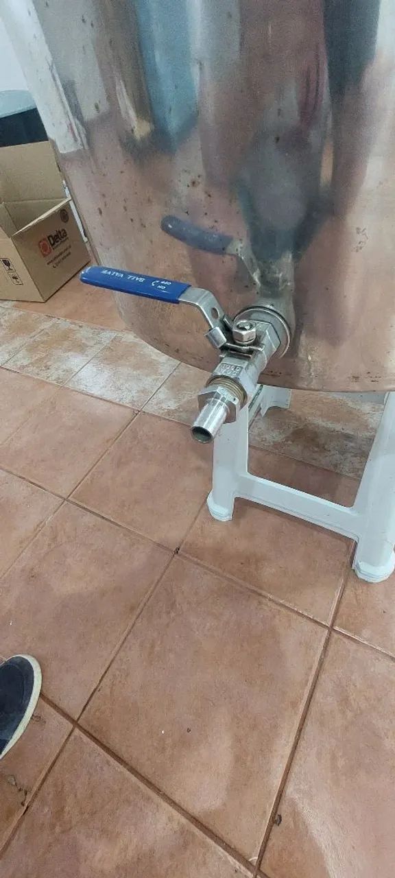 Tanque de Inox 130 Litros com Torneira - Foto 4