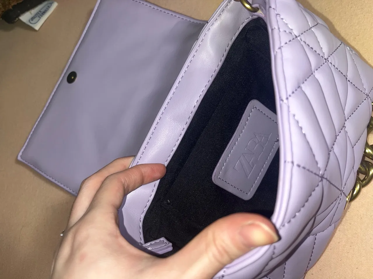 Bolsa Zara Lilás Matelassê