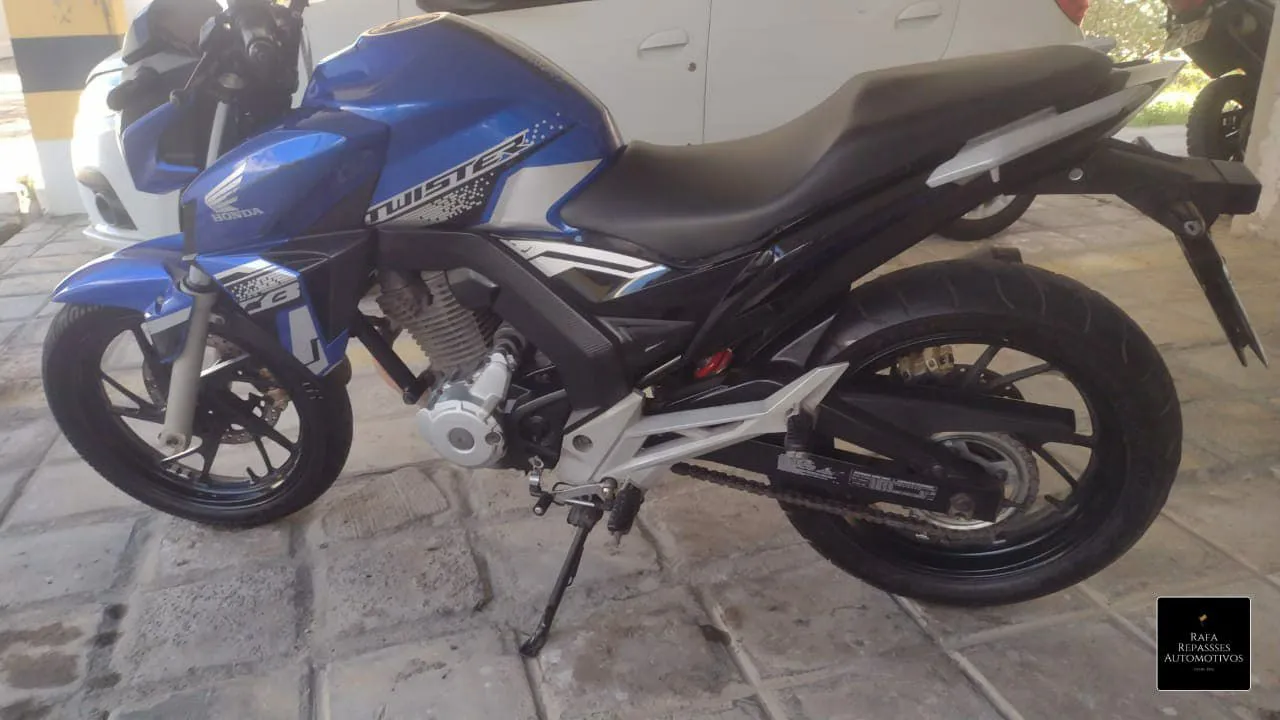 Honda Twister 250 - Peças e Acessórios