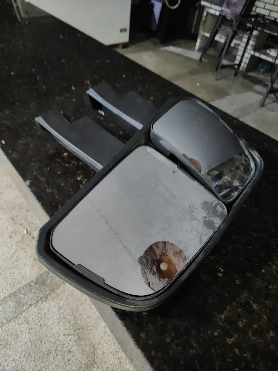 Espelho retrovisor para caminhão
