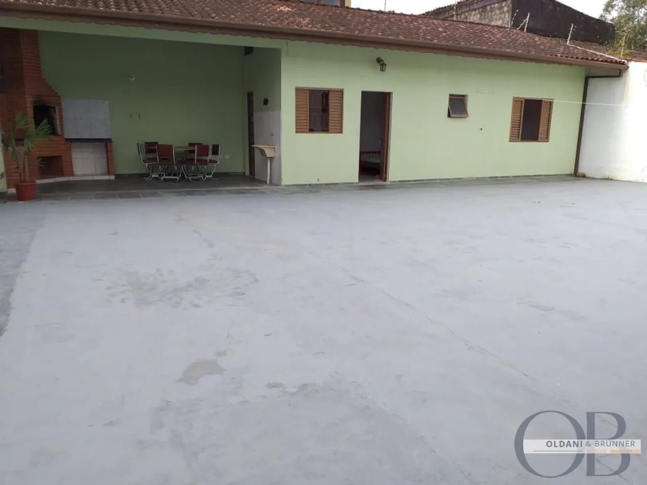 CASA TÉRREA COM 3 DORMITÓRIOS MAIS EDÍCULA NO BAIRRO MATO DENTRO. - Foto 3