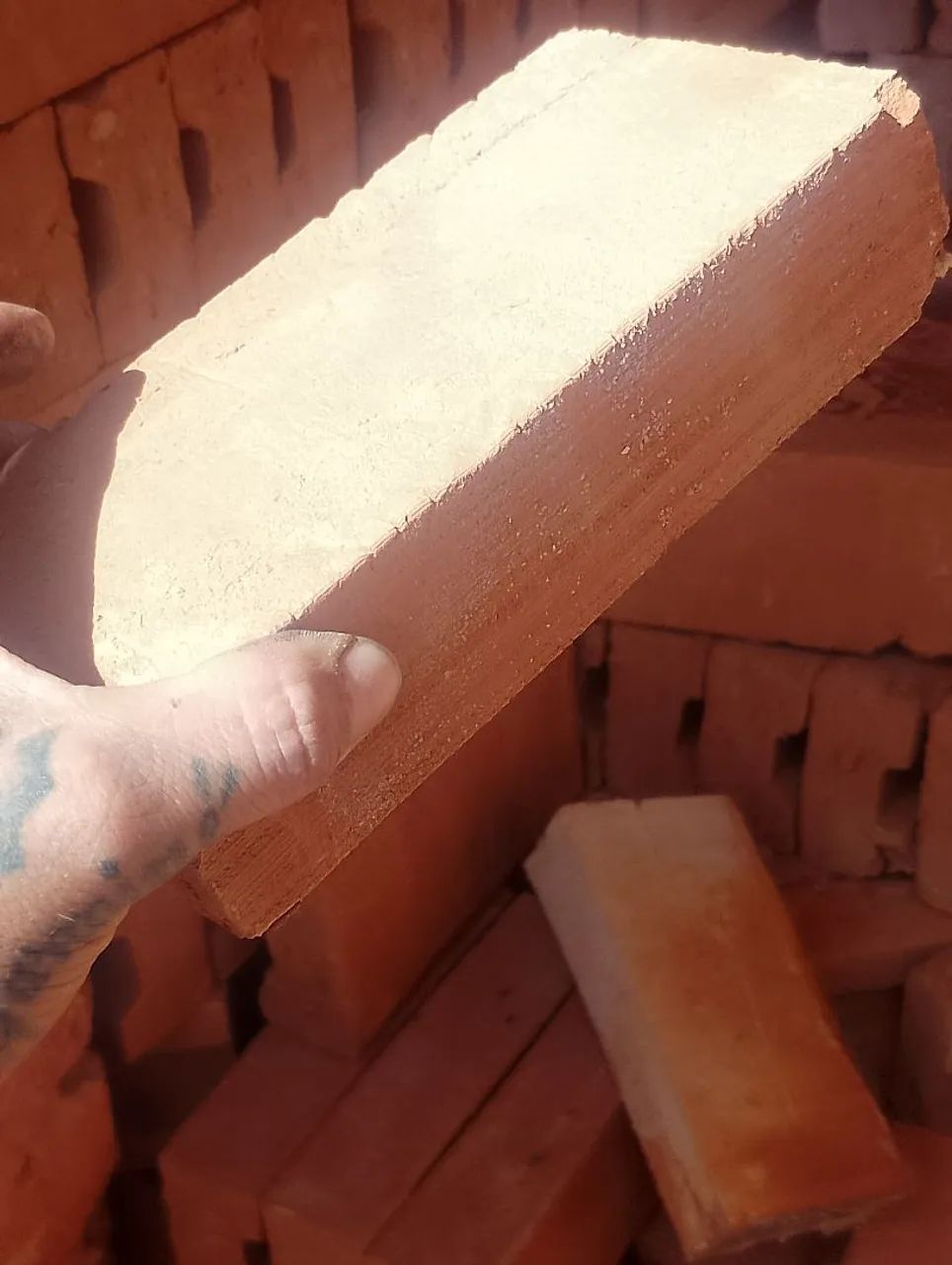 ? Common Brick64739591707777122