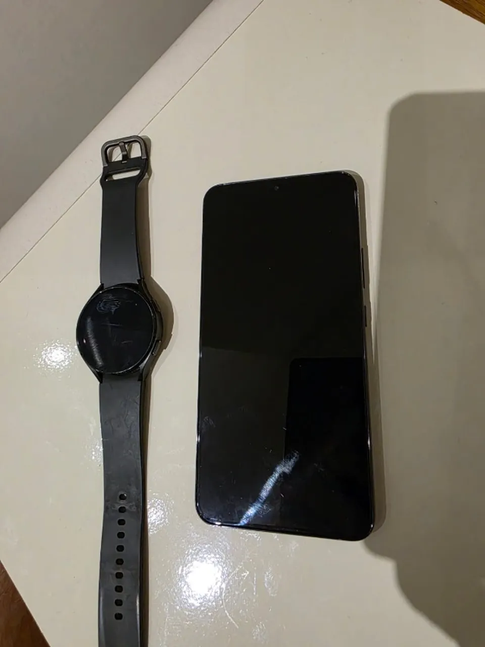 Samsung Galaxy S22 plus 256g + Galaxy watch 4