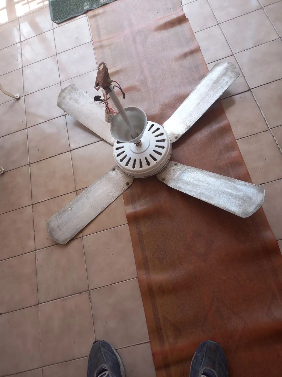 Ventilador de teto marca Cyclone - Foto 4